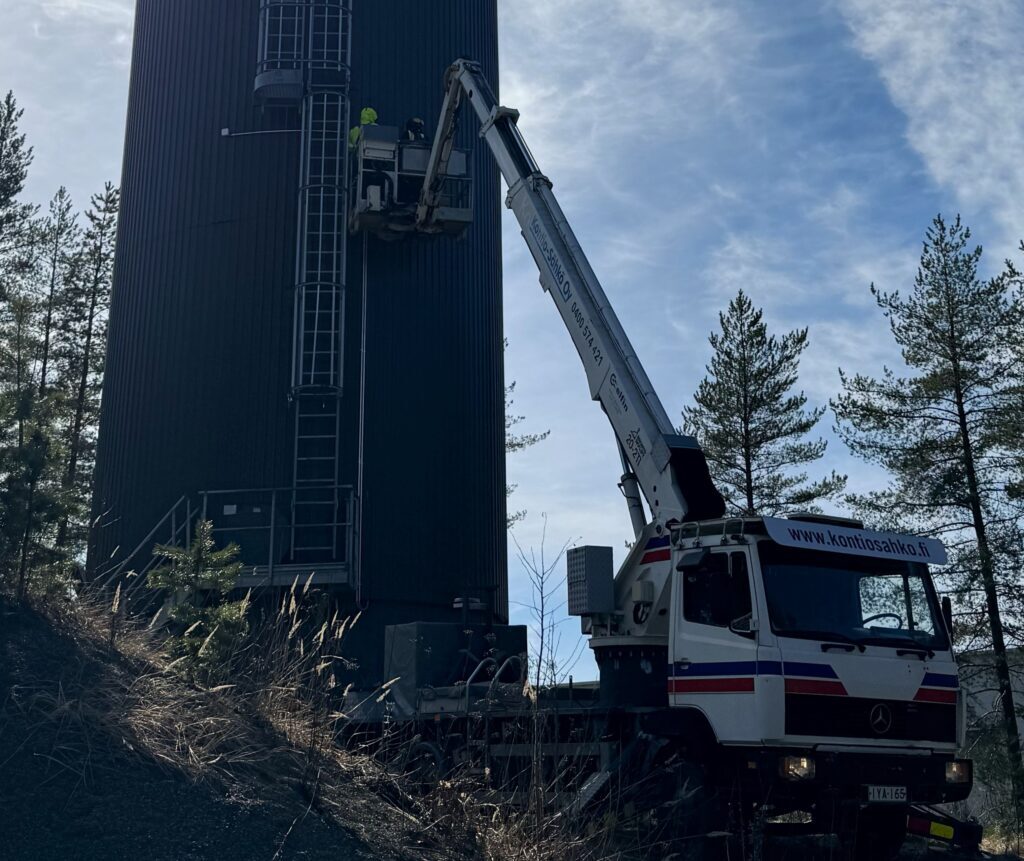 Henkilönostin työmaalla